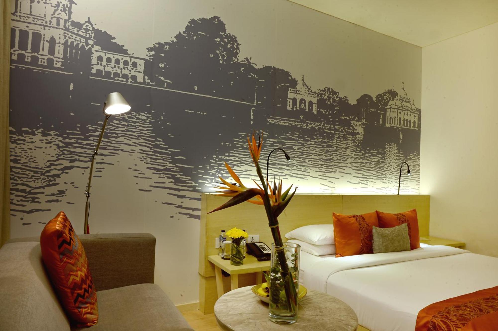 Vivanta Kolkata Em Bypass Exterior photo A room at the hotel