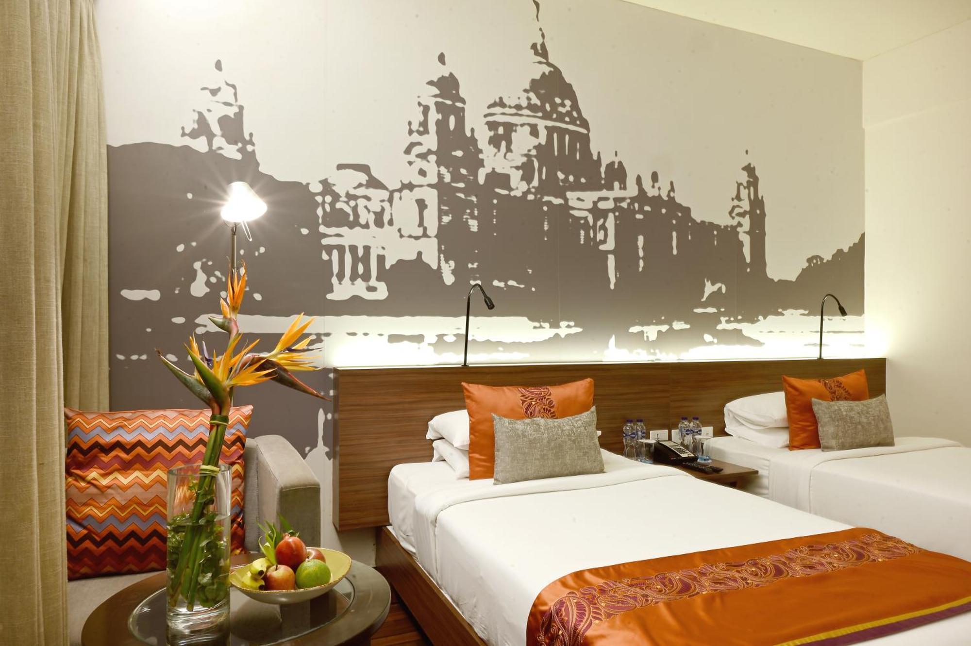 Vivanta Kolkata Em Bypass Exterior photo Deluxe room